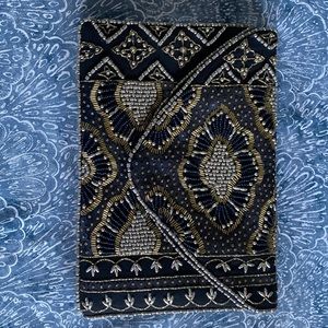 Clutch or shoulder chain purse.